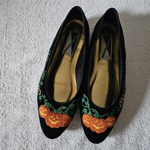 Mootsies Tootsies Black Flats with Pumpkin Embroidery